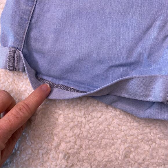 Forever 21 Light Denim Shorts Small - Picture 5 of 10